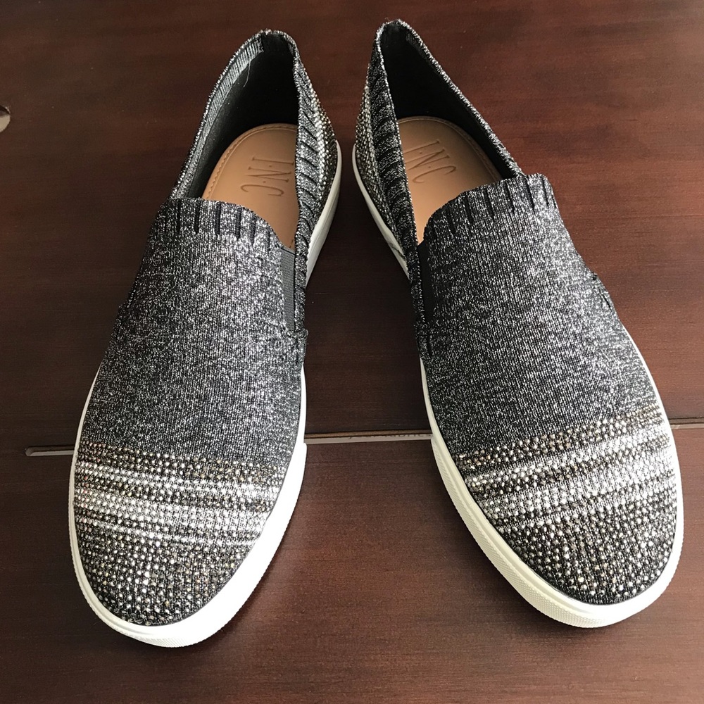 NWOT Sammee Bedazzled Slip-Ons